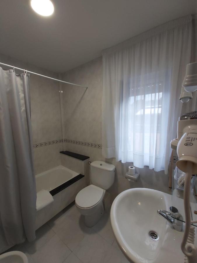 Hostal O Forno Porto do Barqueiro ห้อง รูปภาพ